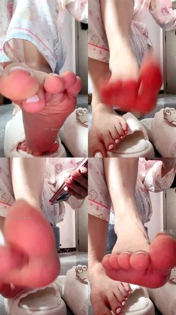 【奶味小仙女】裸足辱母
