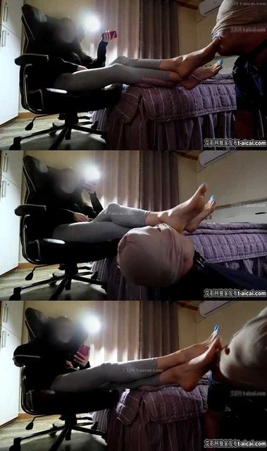 【日本女优】韩国Hira-跪舔Hira蓝色美甲原味脚！嗦脚趾啃脚后跟，吸脚趾缝里的味道！